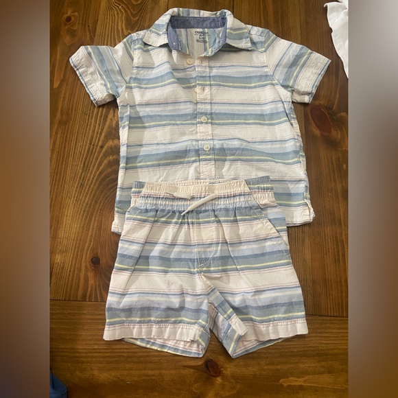 OshKosh B'gosh Classic White Polo Shirt - Picture 2 of 5